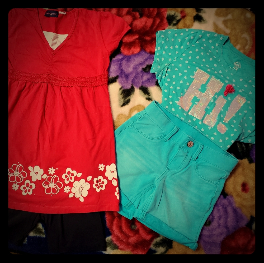 Girls cloths